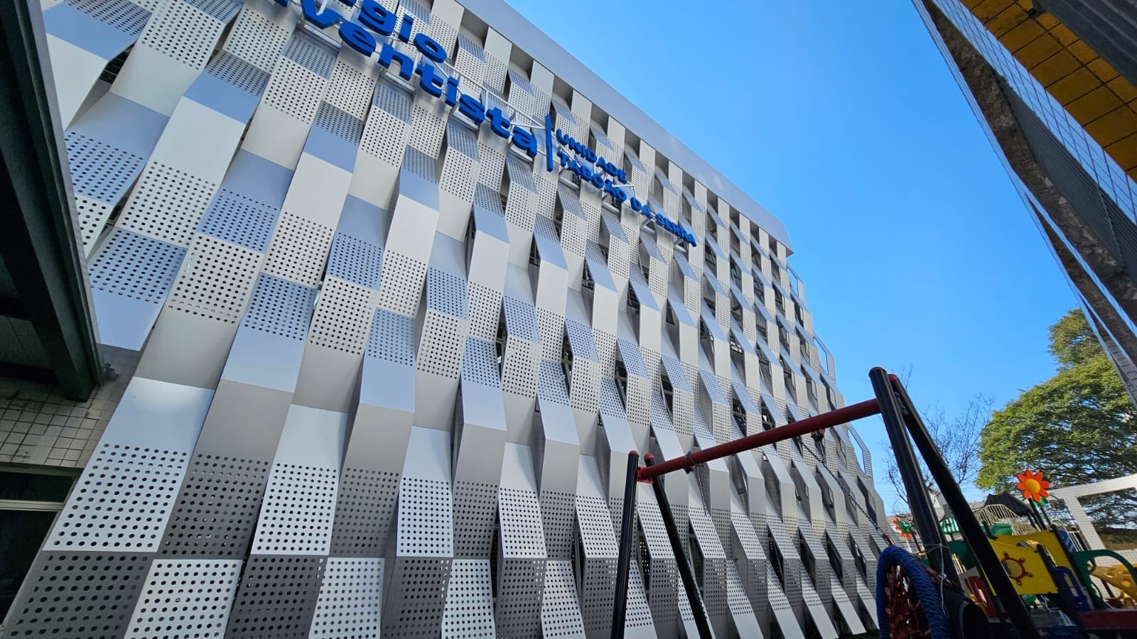 Fachada em ACM Moderna